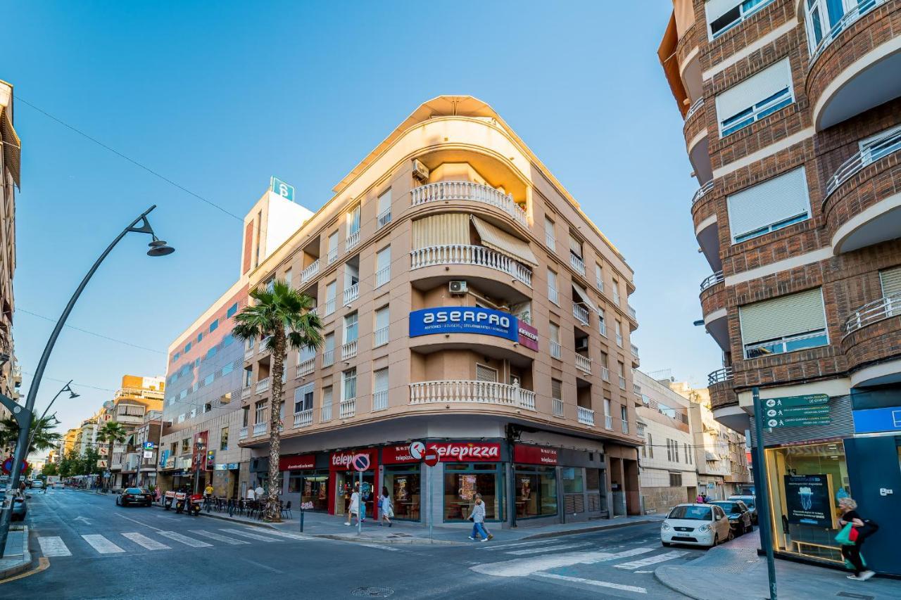 Apartamento Sunrise Apolo Torrevieja Buitenkant foto